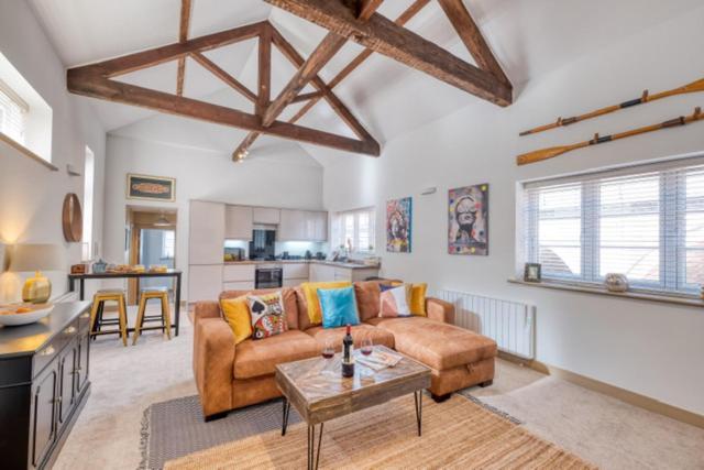 Gorgeous 1-Bed City Apartment, Sleeps 4 Worcester Exterior photo
